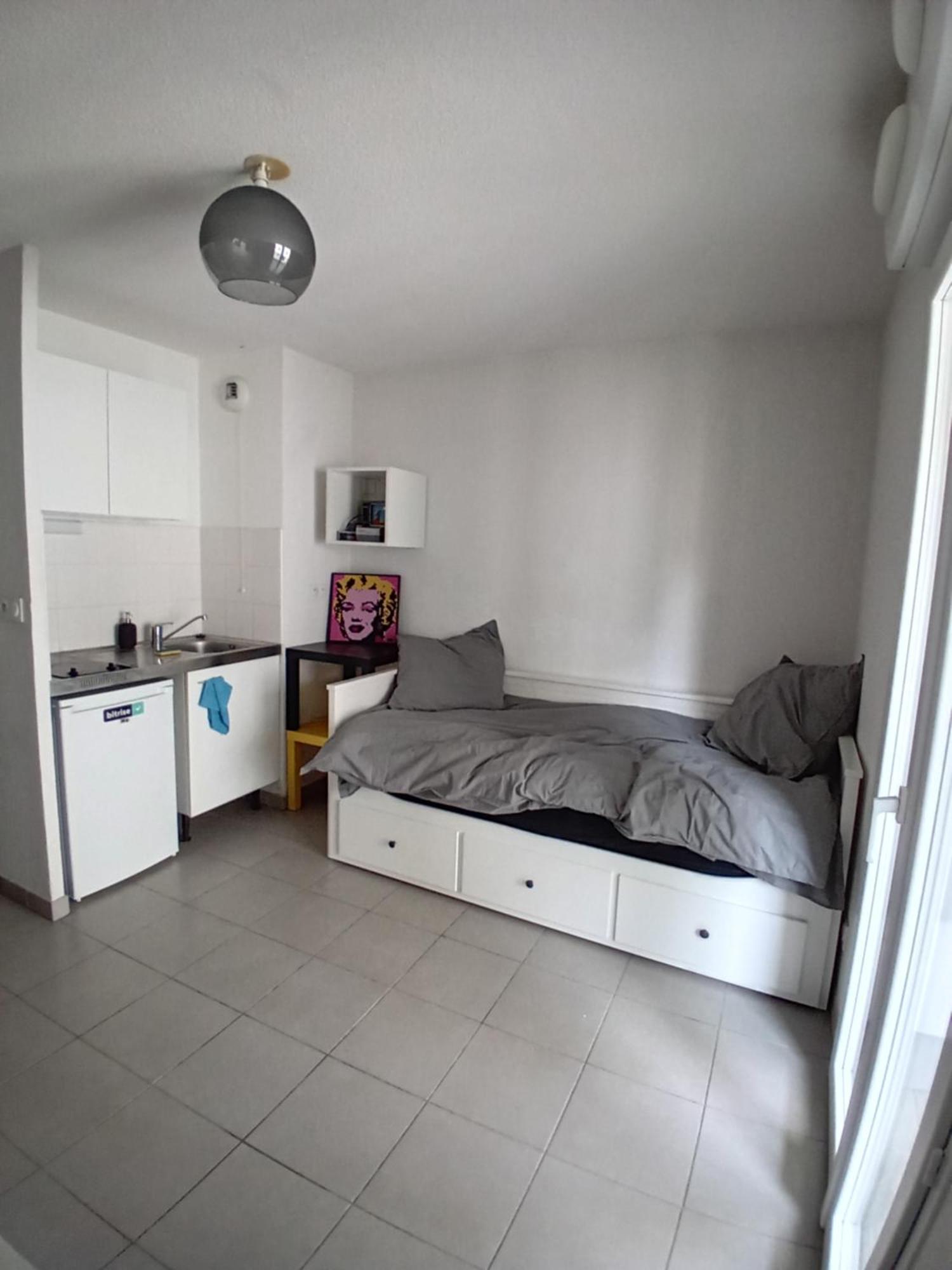 Studio Cosy Avec Terrasse Montpellier Exterior foto